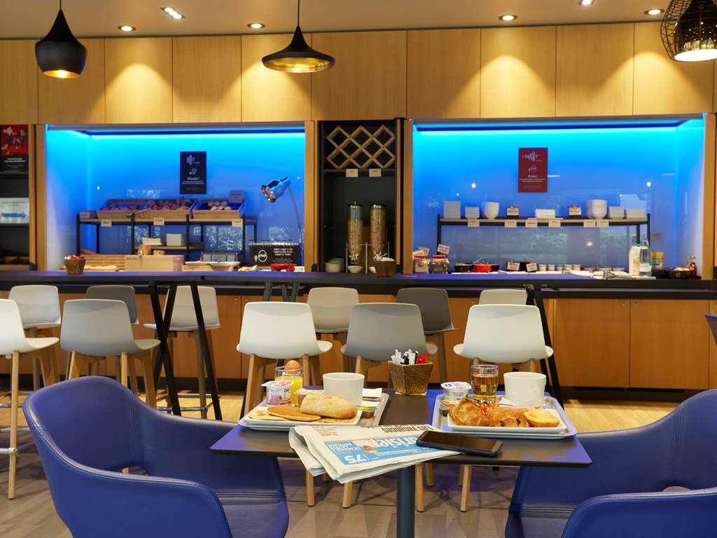 Ibis Archamps Porte De Geneve Ресторант снимка