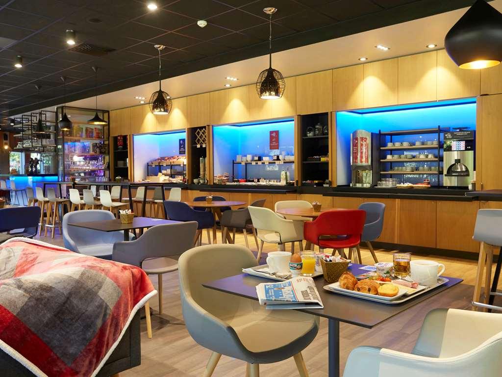 Ibis Archamps Porte De Geneve Ресторант снимка