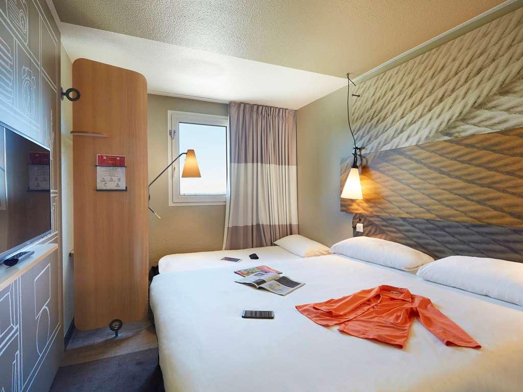 Ibis Archamps Porte De Geneve Стая снимка
