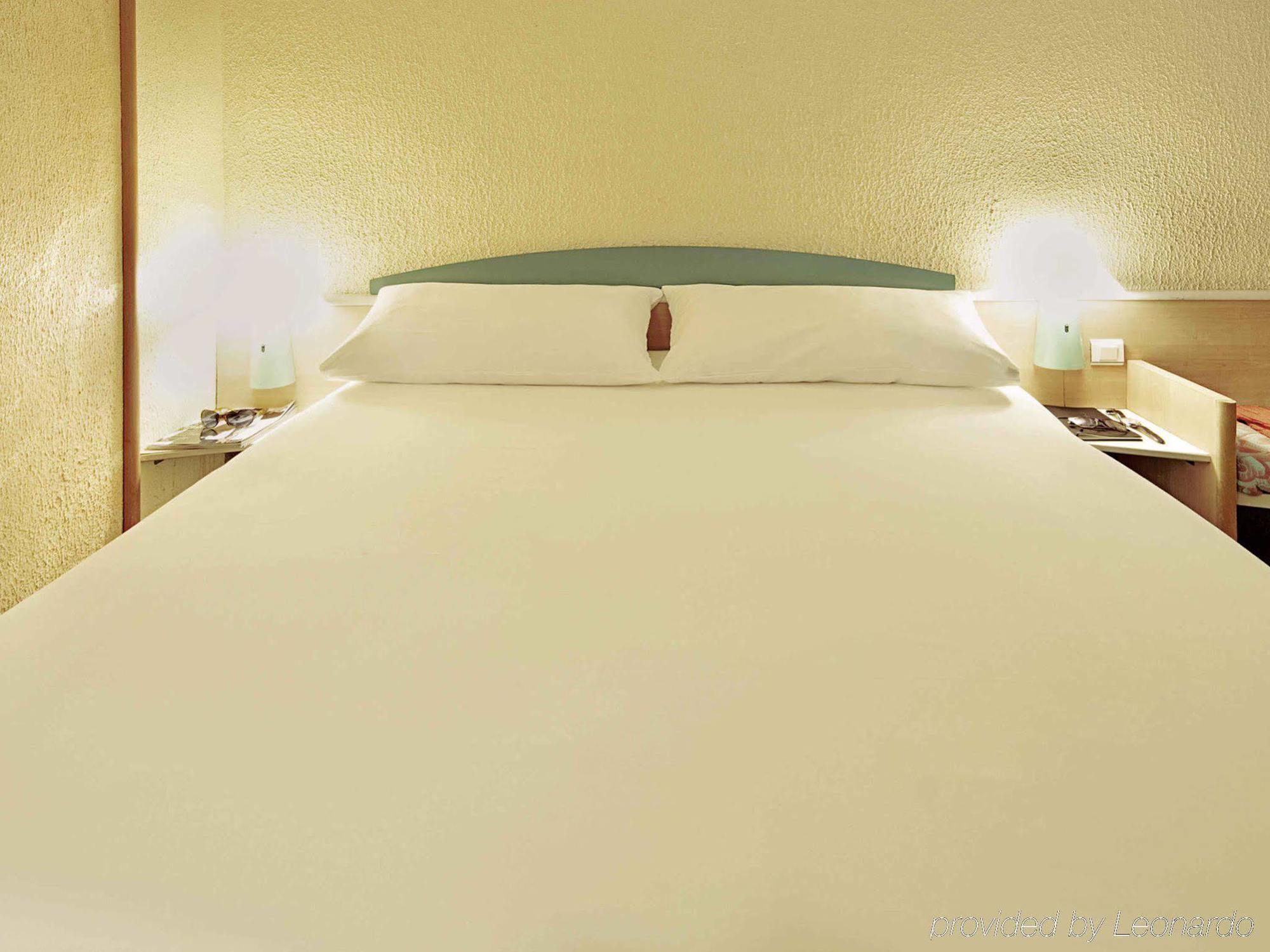 Ibis Archamps Porte De Geneve Екстериор снимка