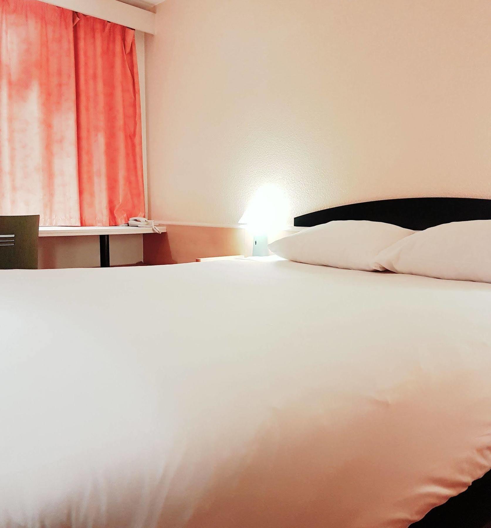 Ibis Archamps Porte De Geneve Екстериор снимка